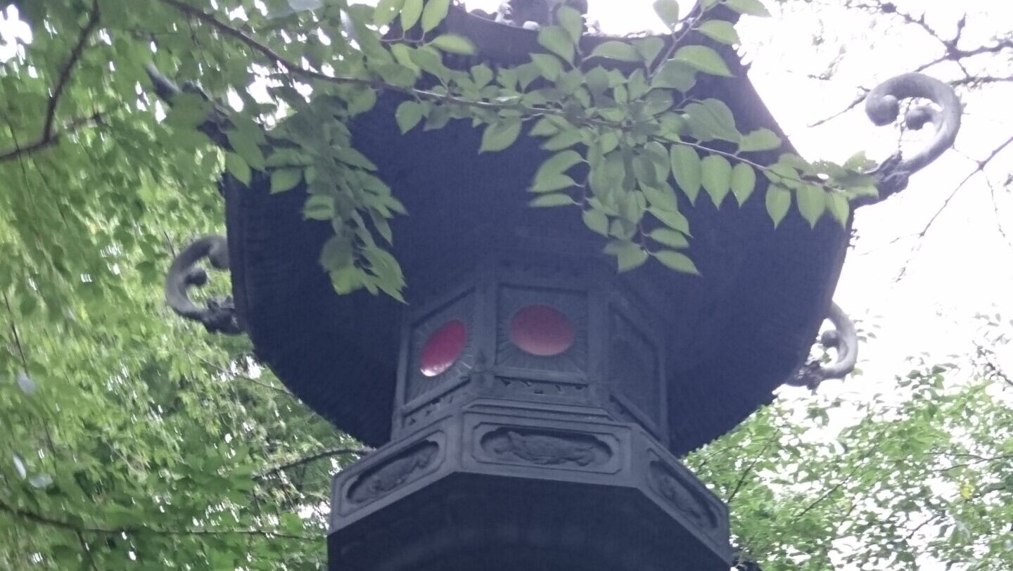 靖國神社灯籠